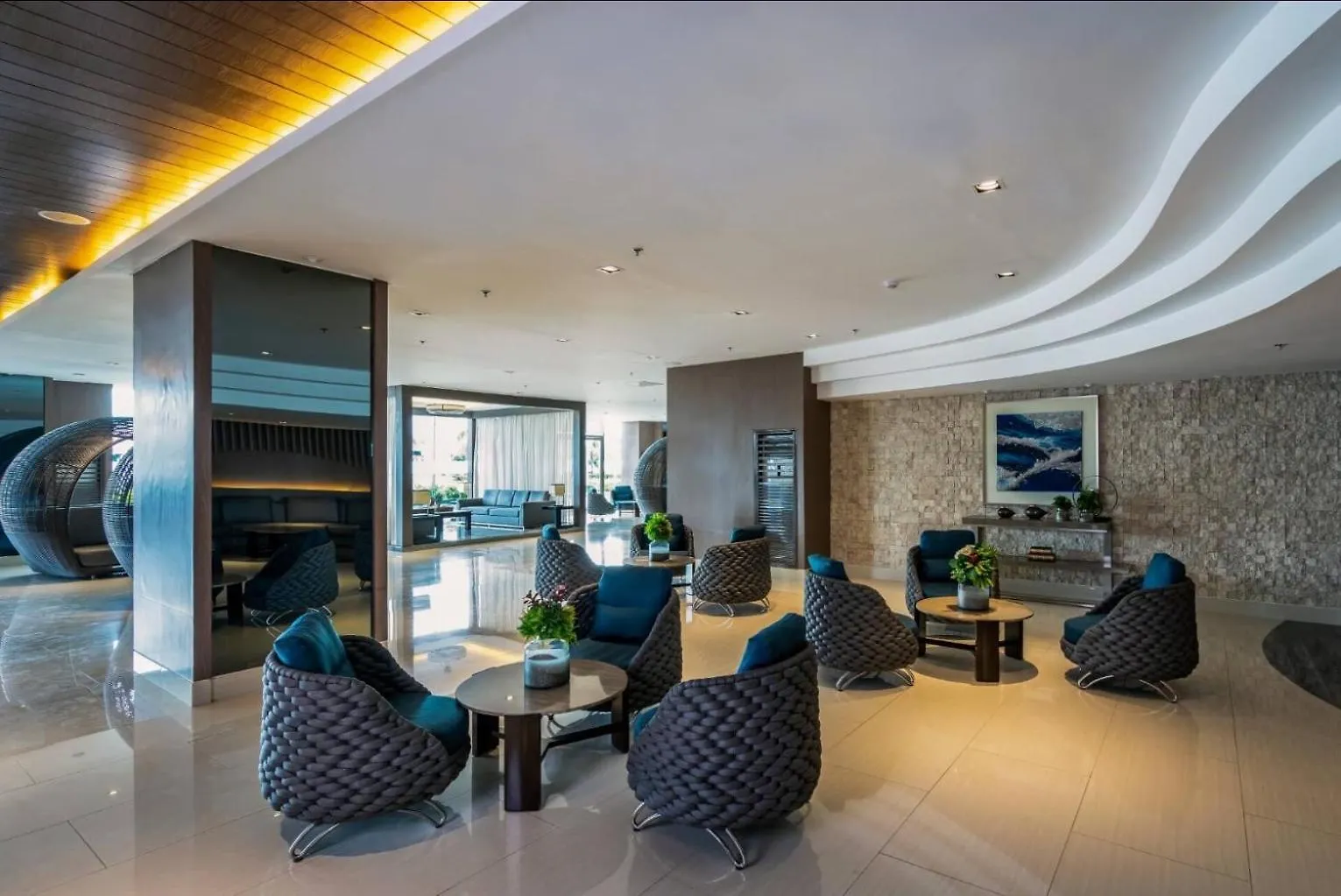 Manila Shore Residences Tower D Moa 0*,  Philippines