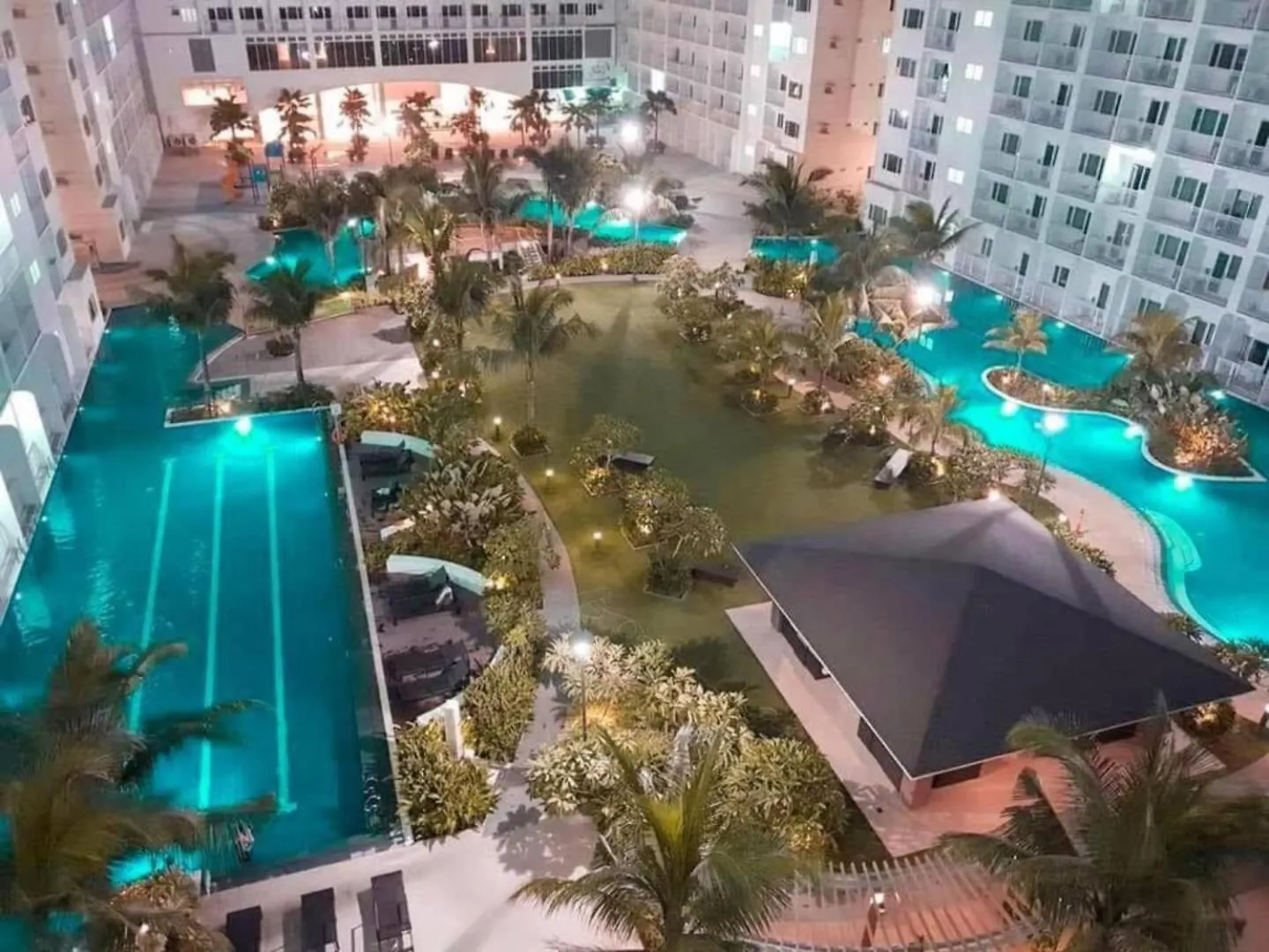 Manila Shore Residences Tower D Moa Apartment